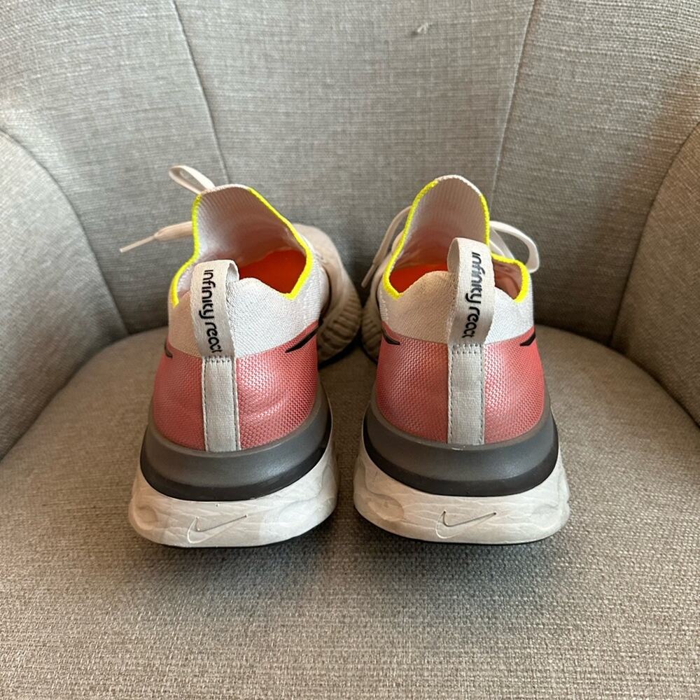 Nike React Infinity Run Flyknit Sneakers - Picture 8 of 10